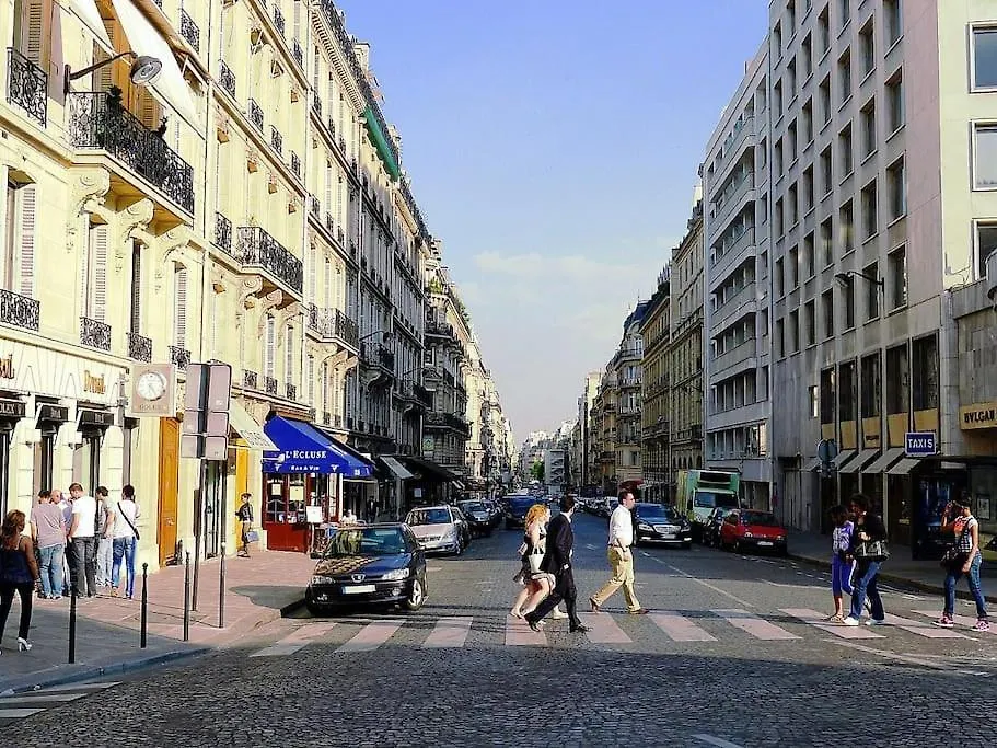 Champs-Elysees Arc De Triomphe Paris